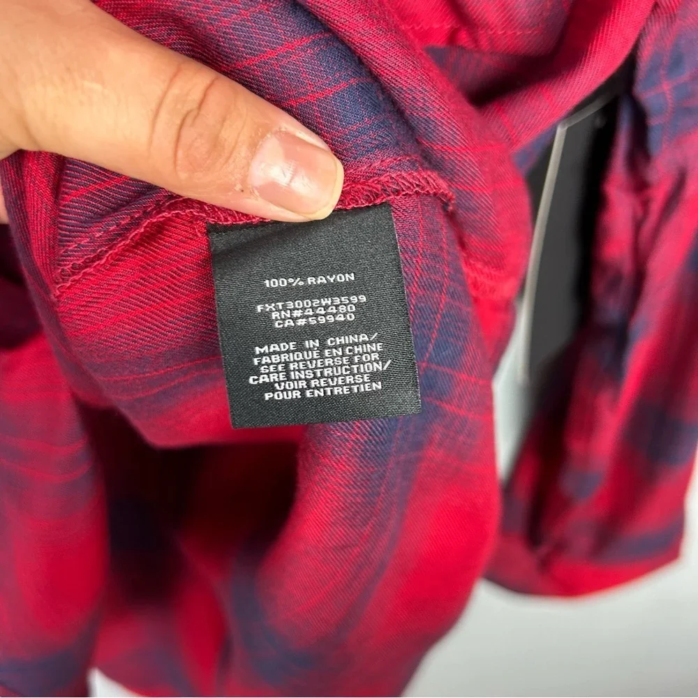 NWT stich fix Tinsel rayon blend plaid long sleeve button down shirt S relaxed